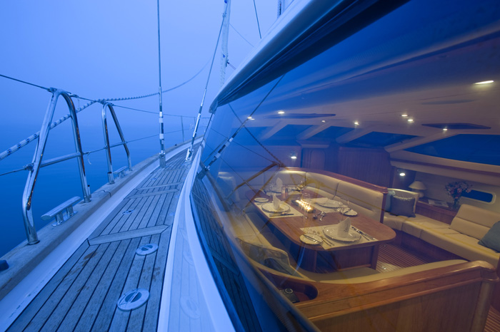 Discovery 67, Boat Test YW November 09