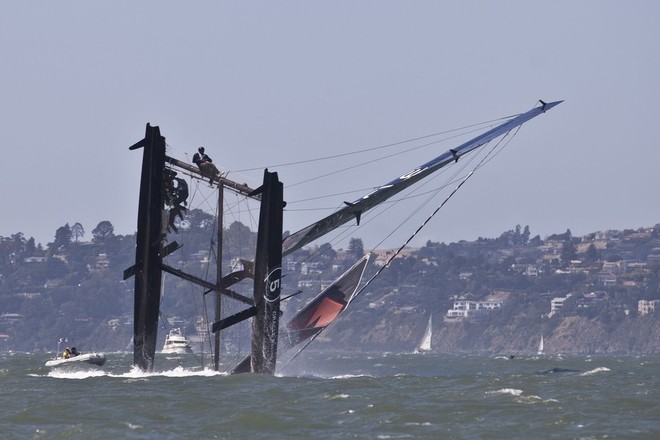 AC45 capsizes in San Francisco
