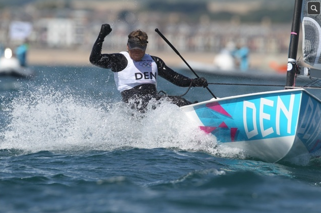 Wins Finn race 1 